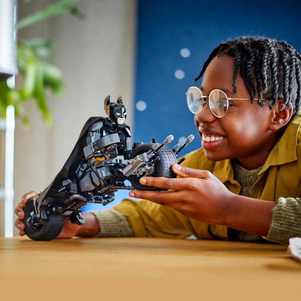 LEGO® DC Comics Super Heroes 76273 Batman™ Baufigur mit dem Batpod LEGO® DC Comics Super Heroes 76273 Batman™ Baufigur mit dem Batpod